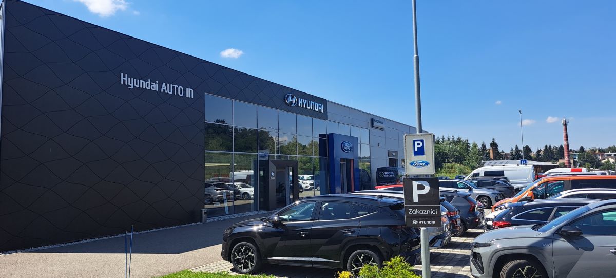 Ford a Hyndai, Benešov.
